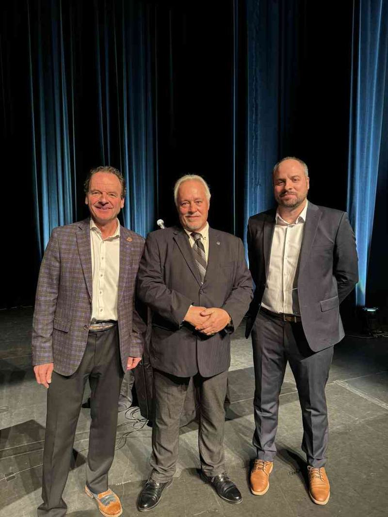 Les trois candidats.