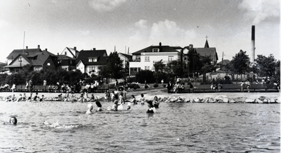 Baignade lac Osisko 1940