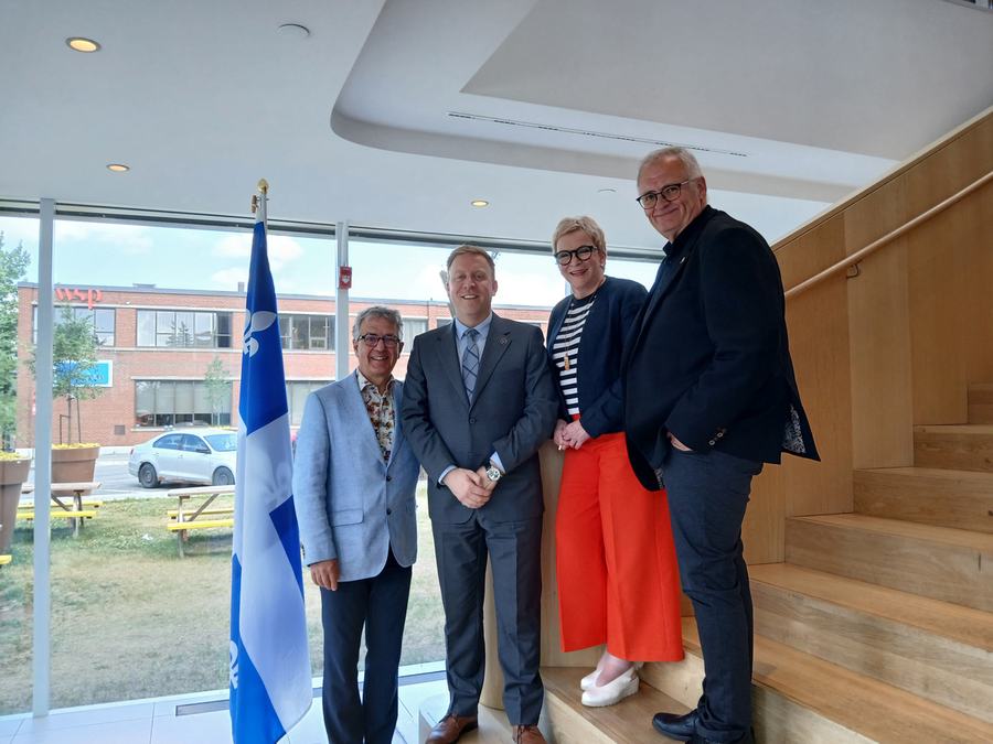 Bernard Blais, Mathieu Lévesque, Suzanne Blais et Gilles Chapadeau